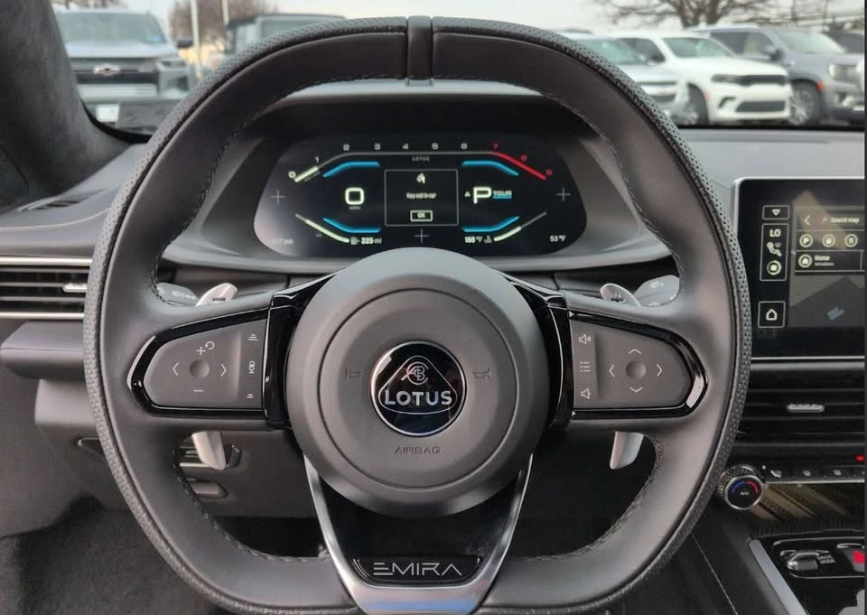 2024 Lotus Emira - Image 7 of 10