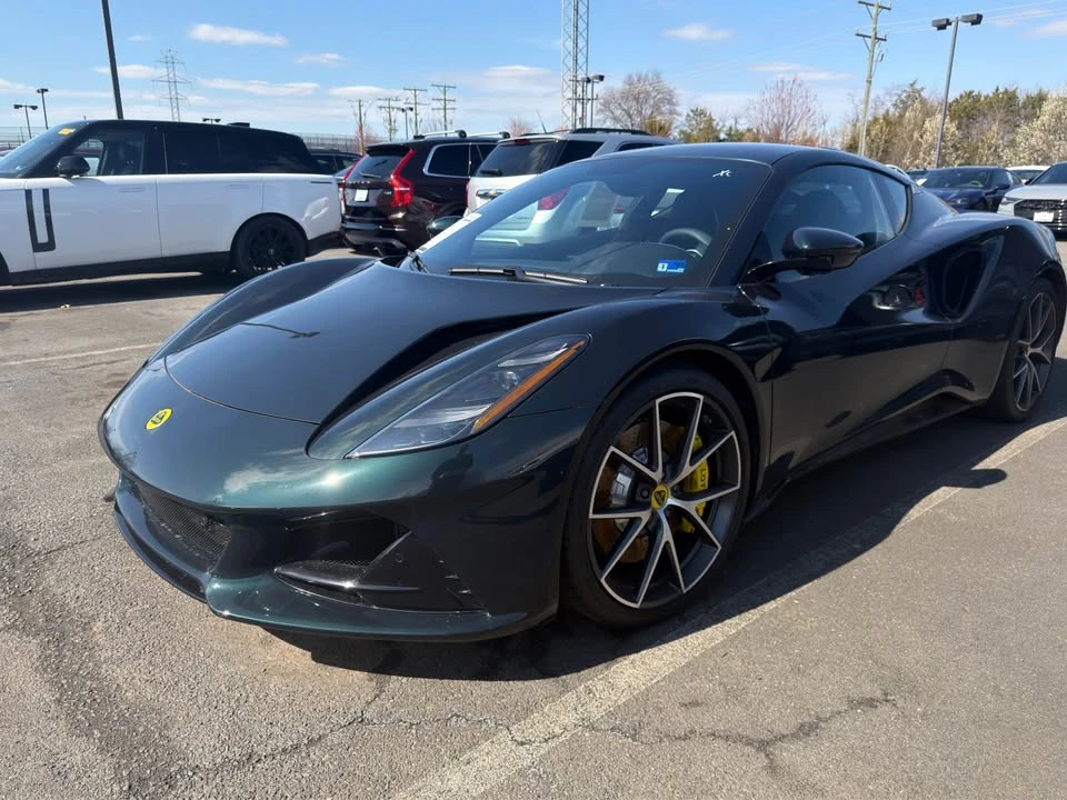 2024 Lotus Emira - Image 6 of 10