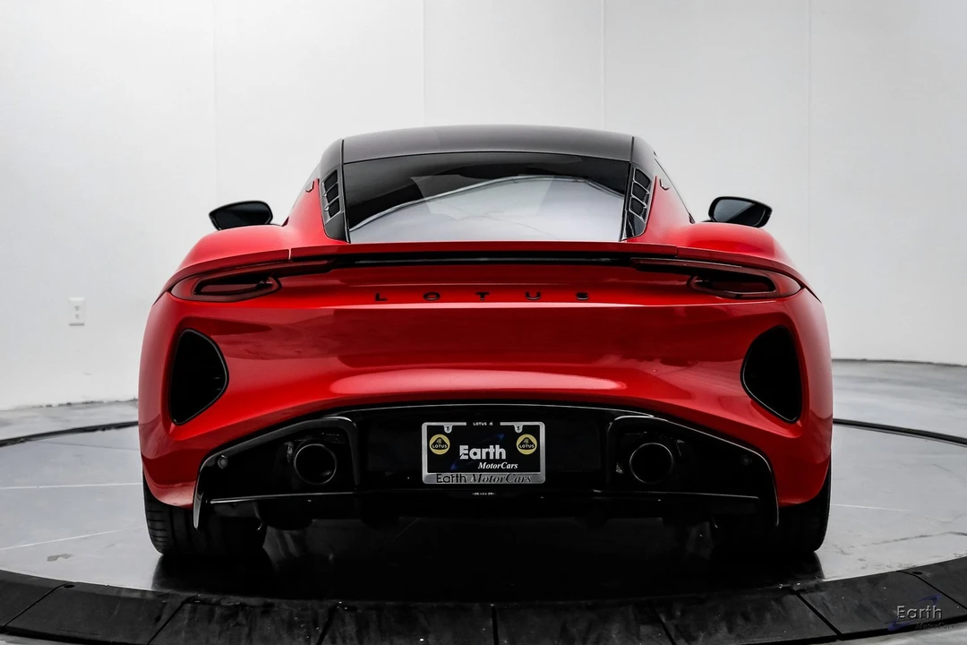 2024 Lotus Emira - Image 11 of 12