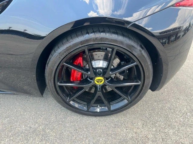 2024 Lotus Emira - Image 8 of 19