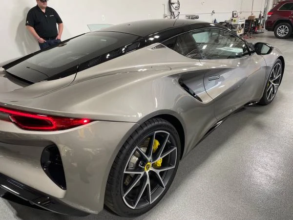 2024 Lotus Emira - Image 9 of 12