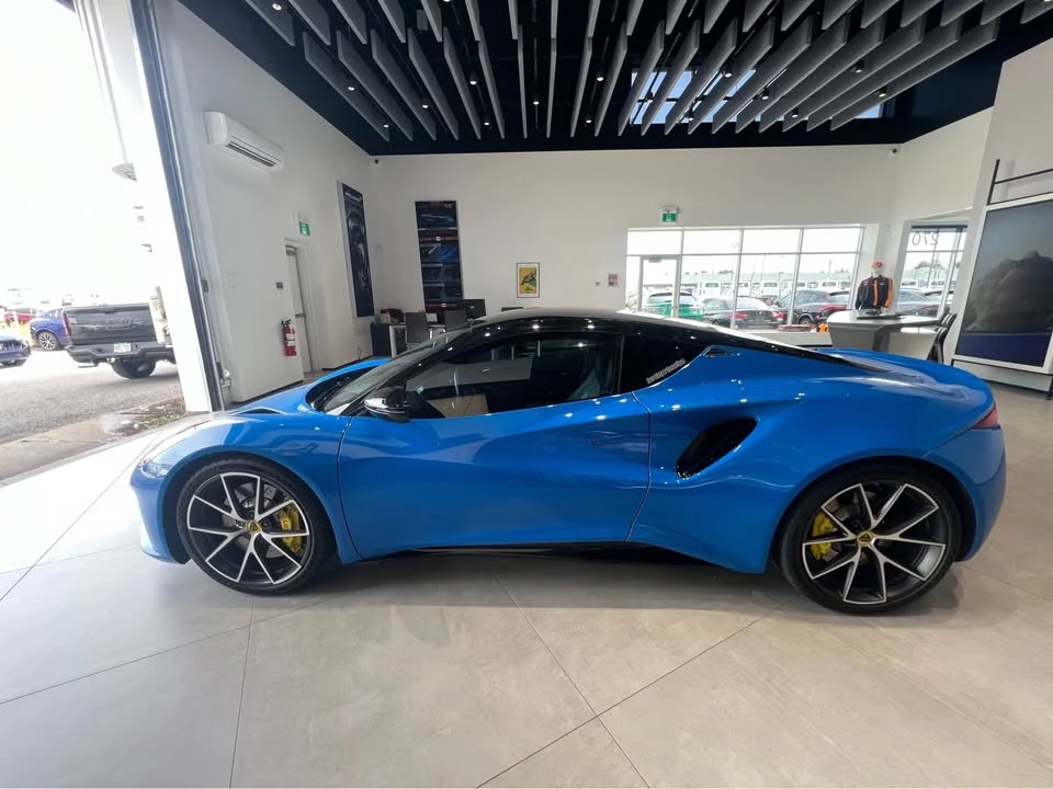2024 Lotus Emira - Image 9 of 13