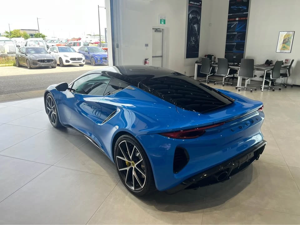 2024 Lotus Emira - Image 8 of 13