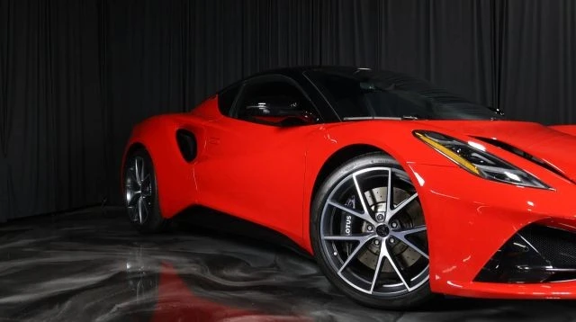 2024 Lotus Emira - Image 13 of 21