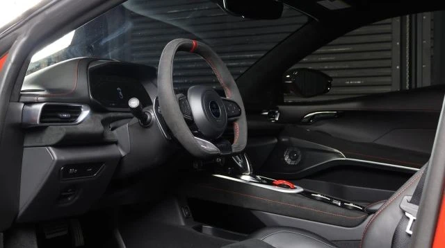 2024 Lotus Emira - Image 16 of 21