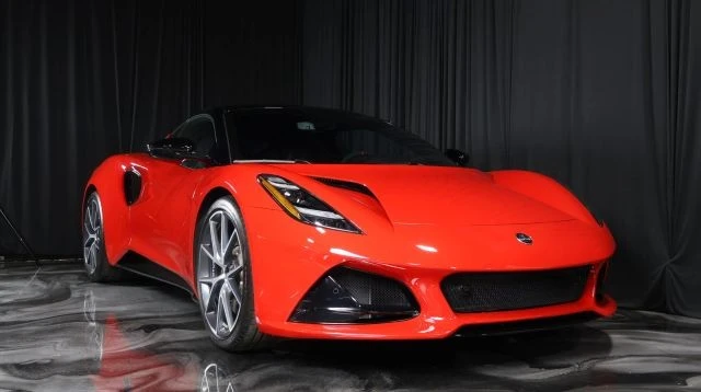 2024 Lotus Emira - Image 14 of 21