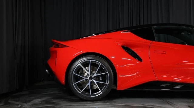 2024 Lotus Emira - Image 9 of 21