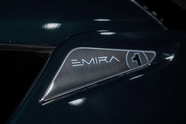 2024 Lotus Emira - Image 6 of 19