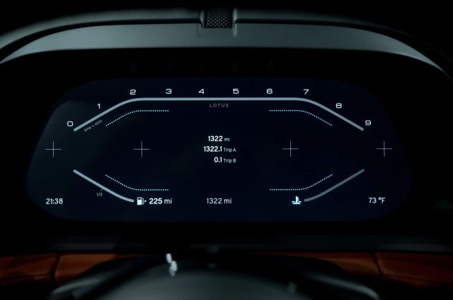 2024 Lotus Emira - Image 18 of 19