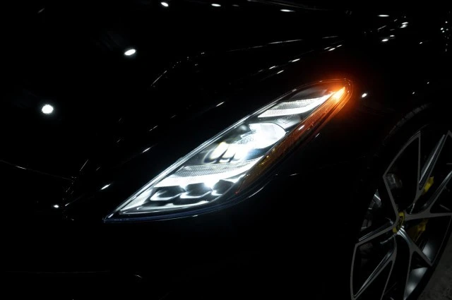2024 Lotus Emira - Image 10 of 19