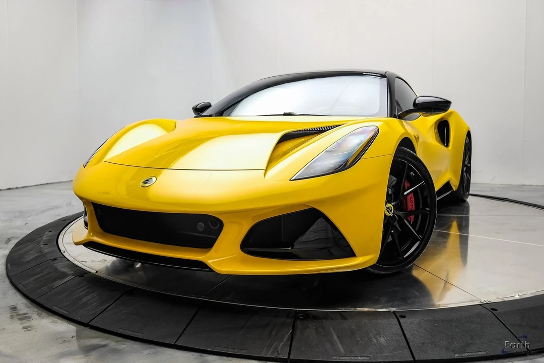 2024 Lotus Emira - Image 3 of 12