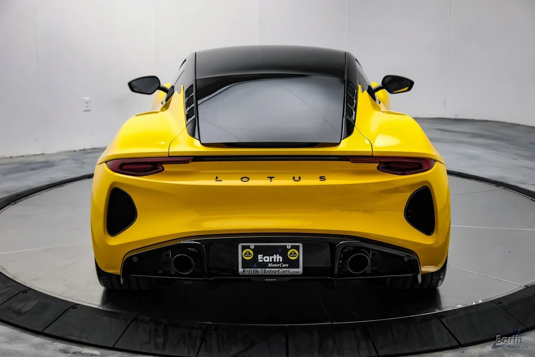 2024 Lotus Emira - Image 12 of 12