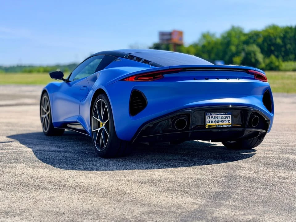 2024 Lotus Emira - Image 3 of 6