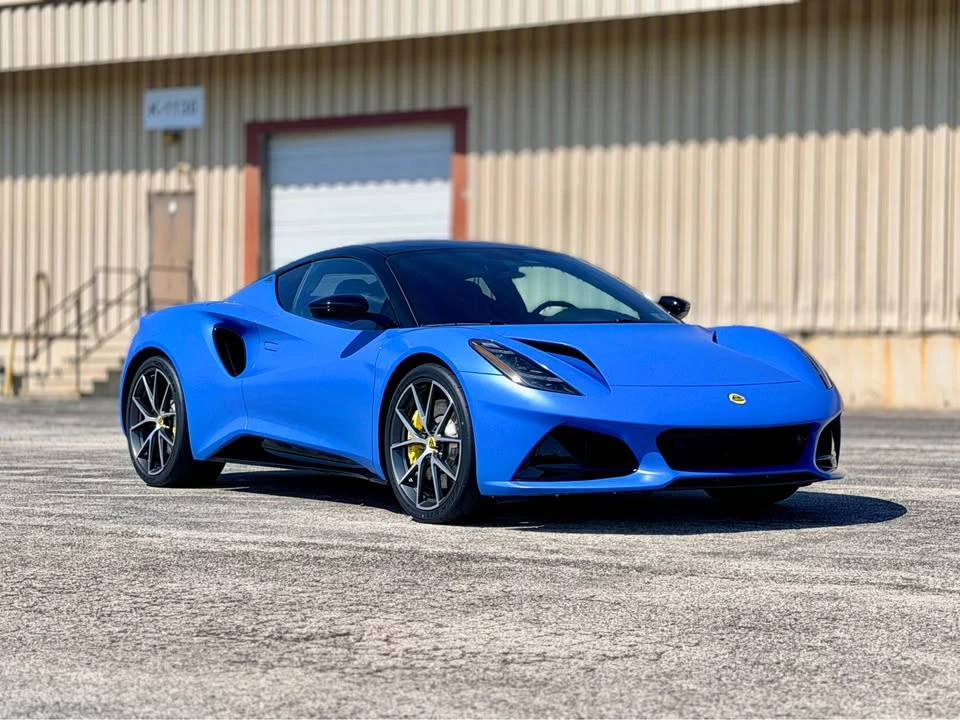 2024 Lotus Emira - Image 2 of 6