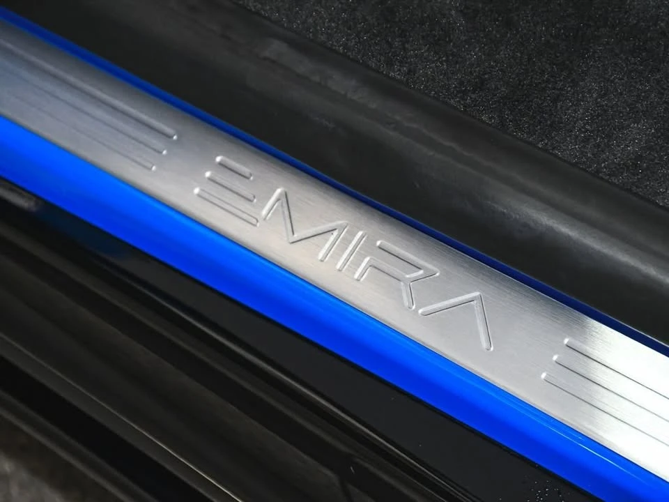 2024 Lotus Emira - Image 11 of 18