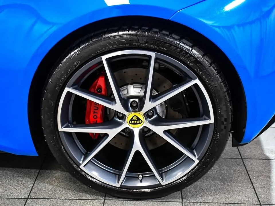 2024 Lotus Emira - Image 6 of 18