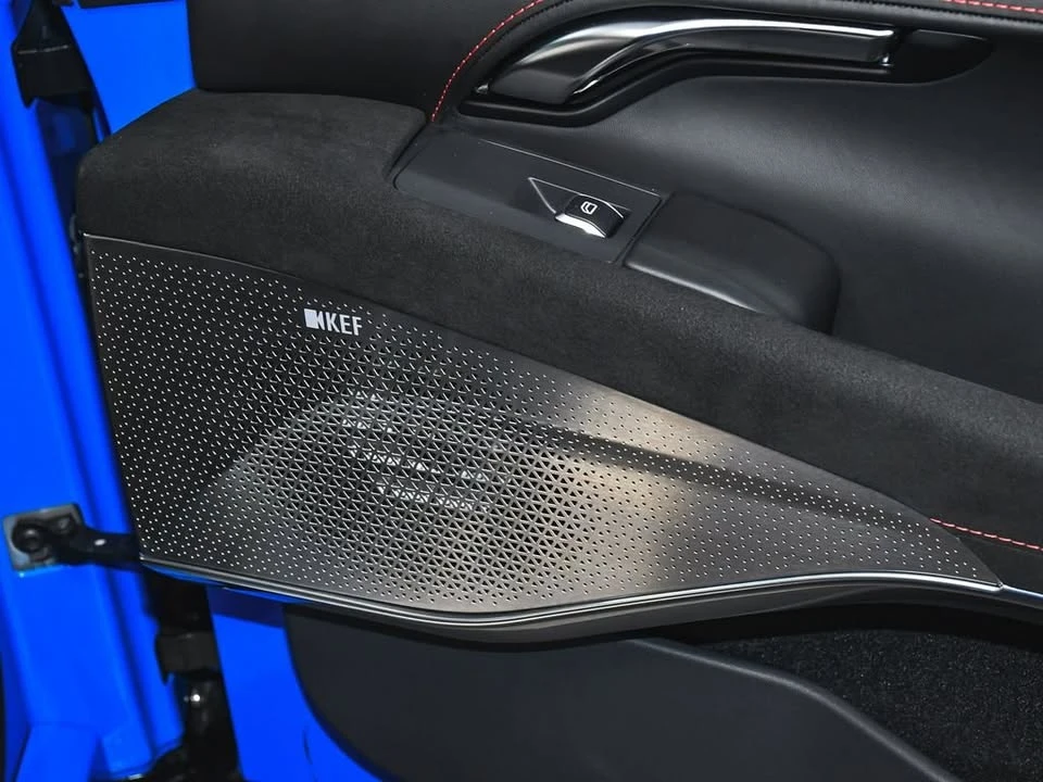 2024 Lotus Emira - Image 15 of 18