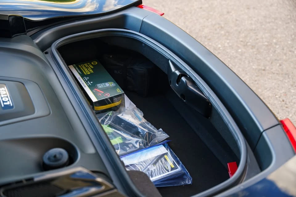 2024 Lotus Emira - Image 13 of 13