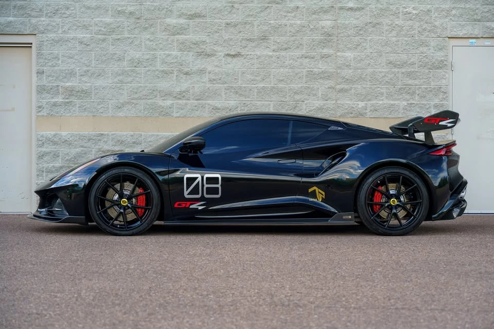 2024 Lotus Emira - Image 3 of 13