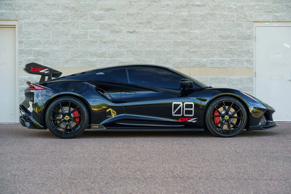 2024 Lotus Emira - Image 6 of 13