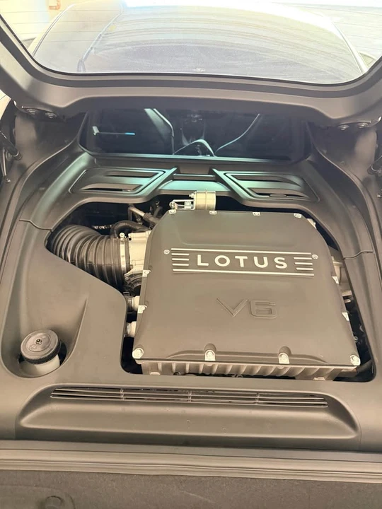 2024 Lotus Emira - Image 3 of 4