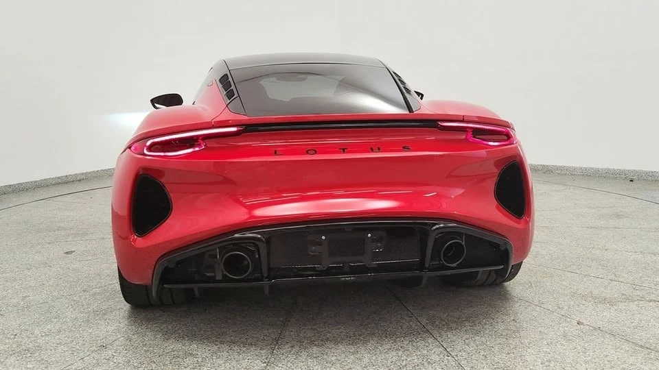 2024 Lotus Emira - Image 4 of 20