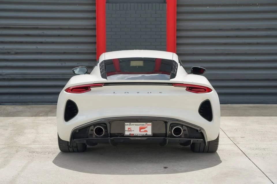 2024 Lotus Emira - Image 19 of 20