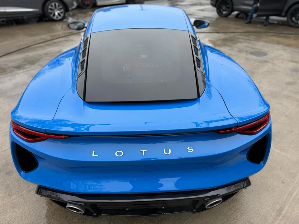 2024 Lotus Emira - Image 11 of 21