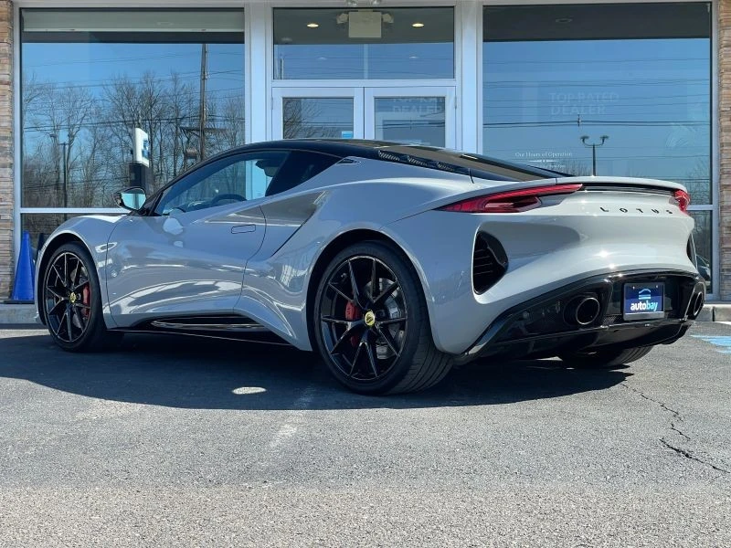 2024 Lotus Emira - Image 11 of 12
