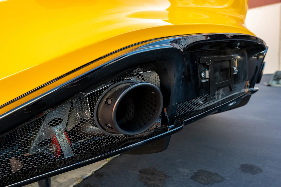 2024 Lotus Emira - Image 12 of 31