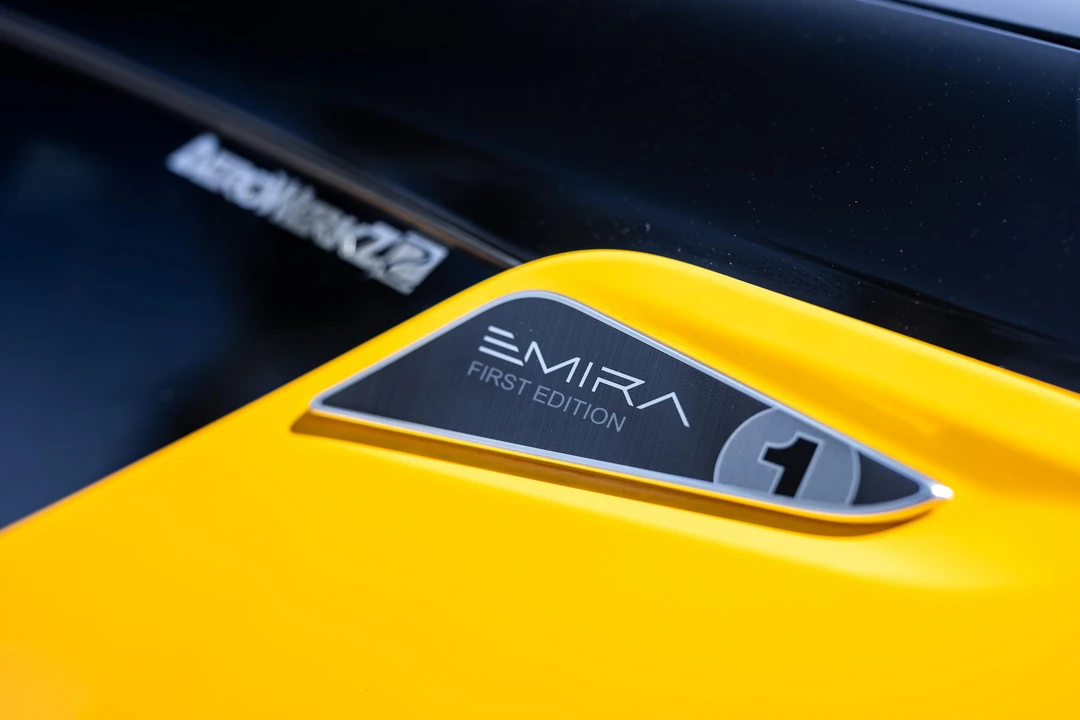 2024 Lotus Emira - Image 11 of 31