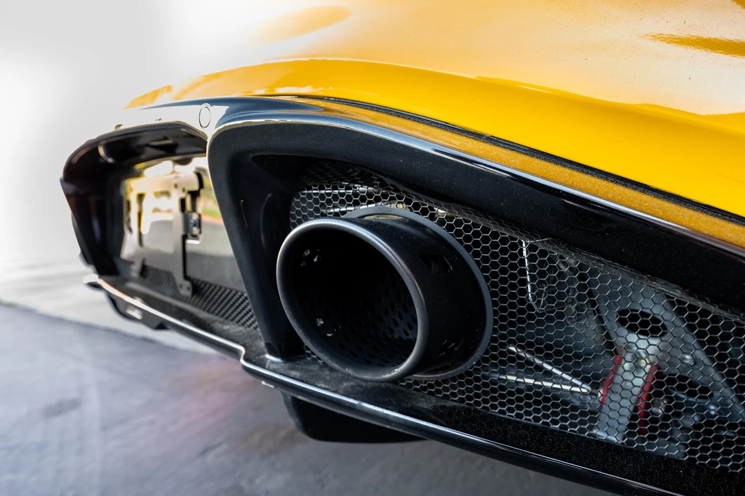 2024 Lotus Emira - Image 13 of 31