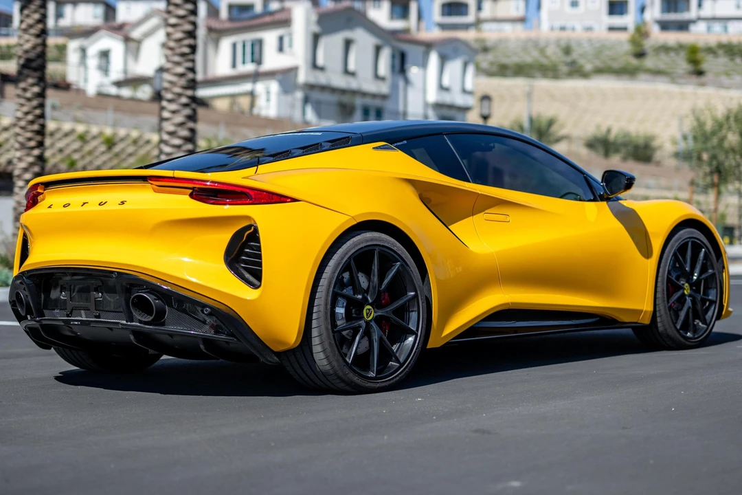 2024 Lotus Emira - Image 4 of 31