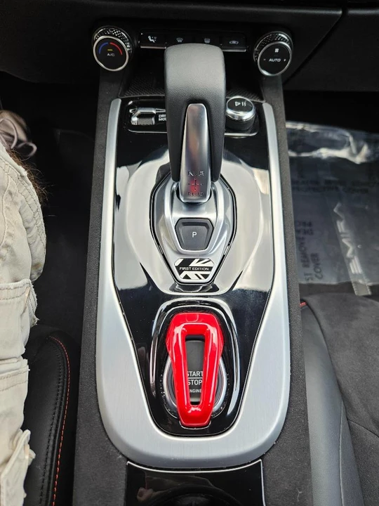 2024 Lotus Emira - Image 27 of 31