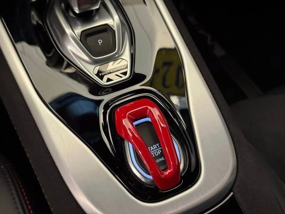 2024 Lotus Emira - Image 10 of 11