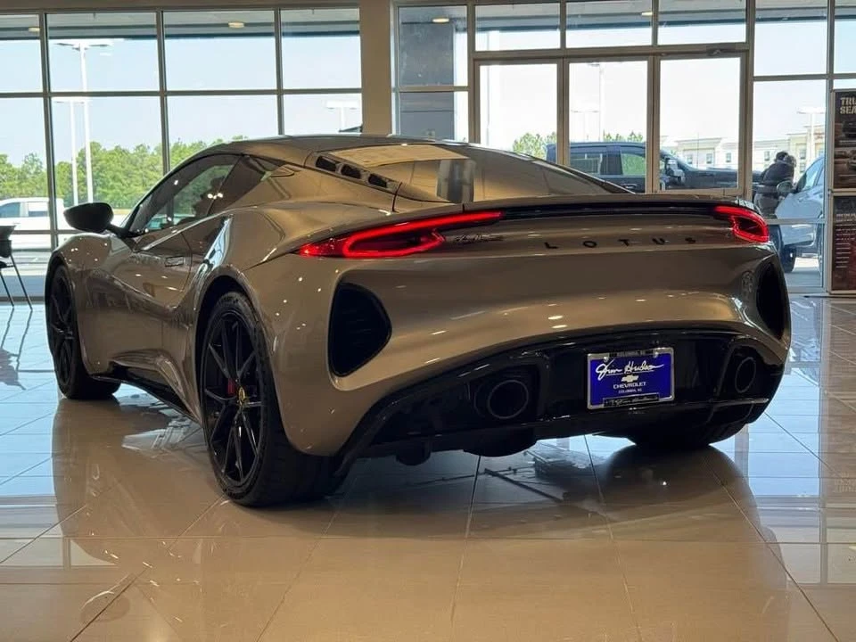 2024 Lotus Emira - Image 4 of 11