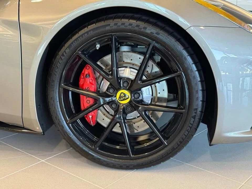 2024 Lotus Emira - Image 5 of 11