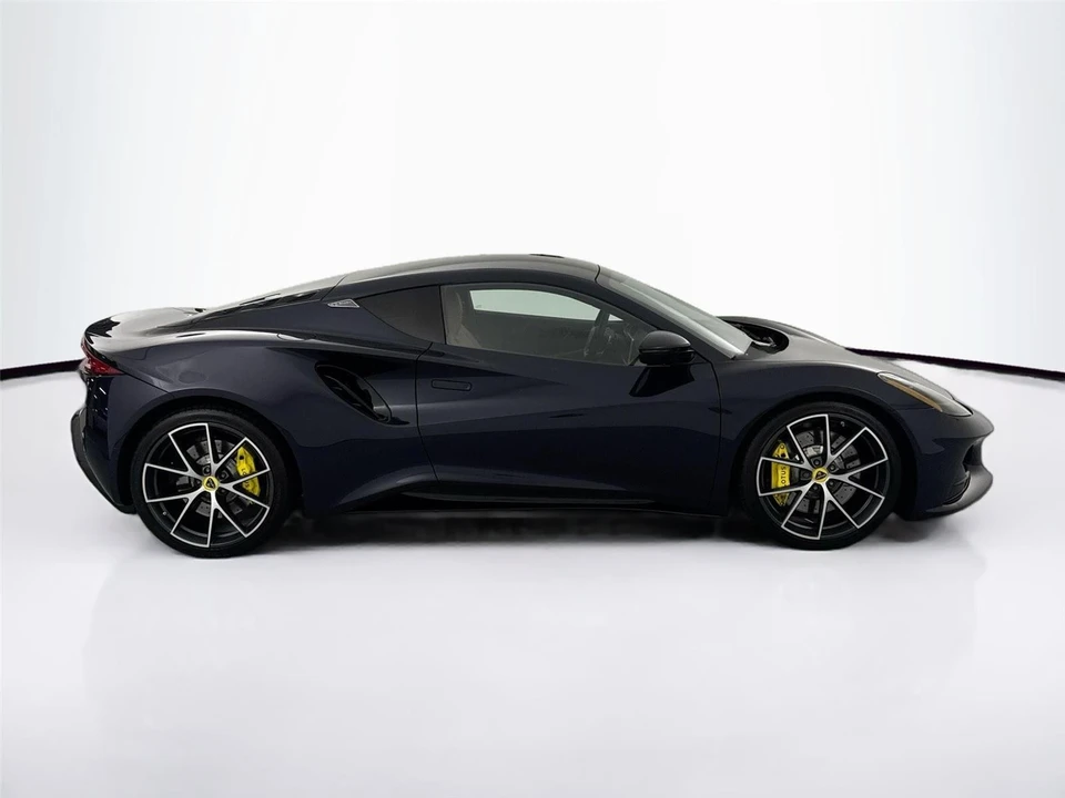 2024 Lotus Emira - Image 4 of 21