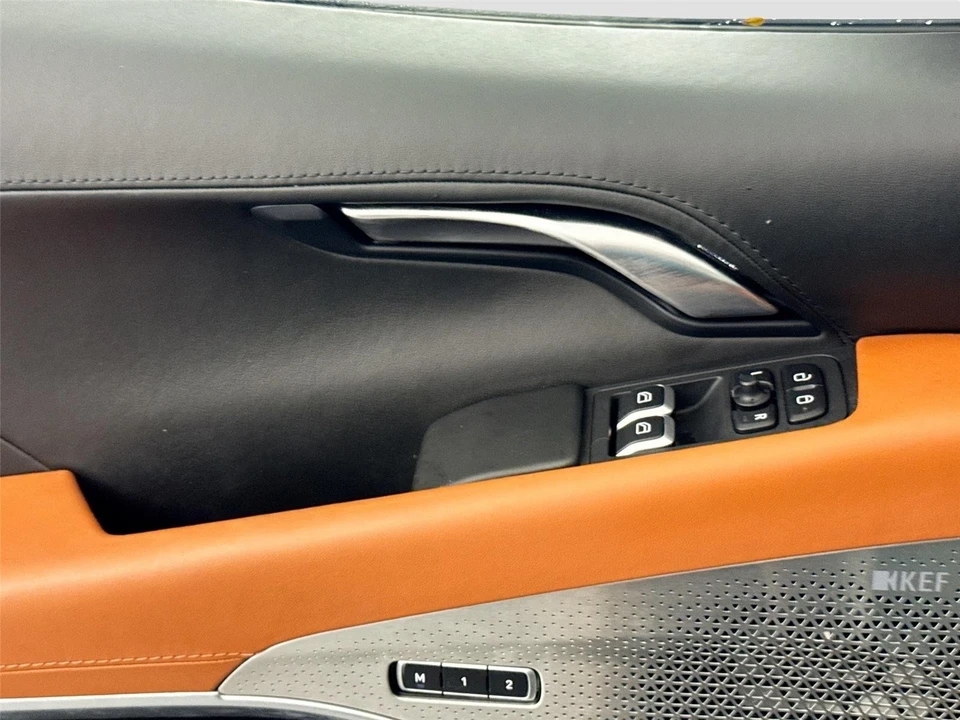 2024 Lotus Emira - Image 18 of 21