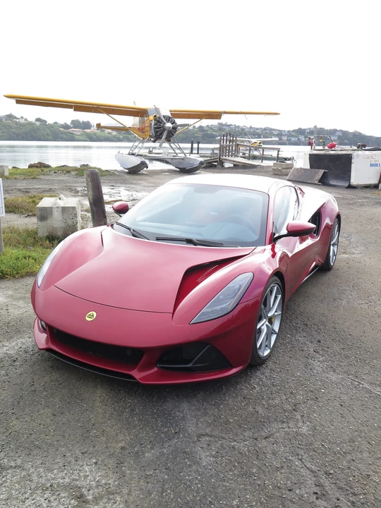 2024 Lotus Emira - Image 9 of 31