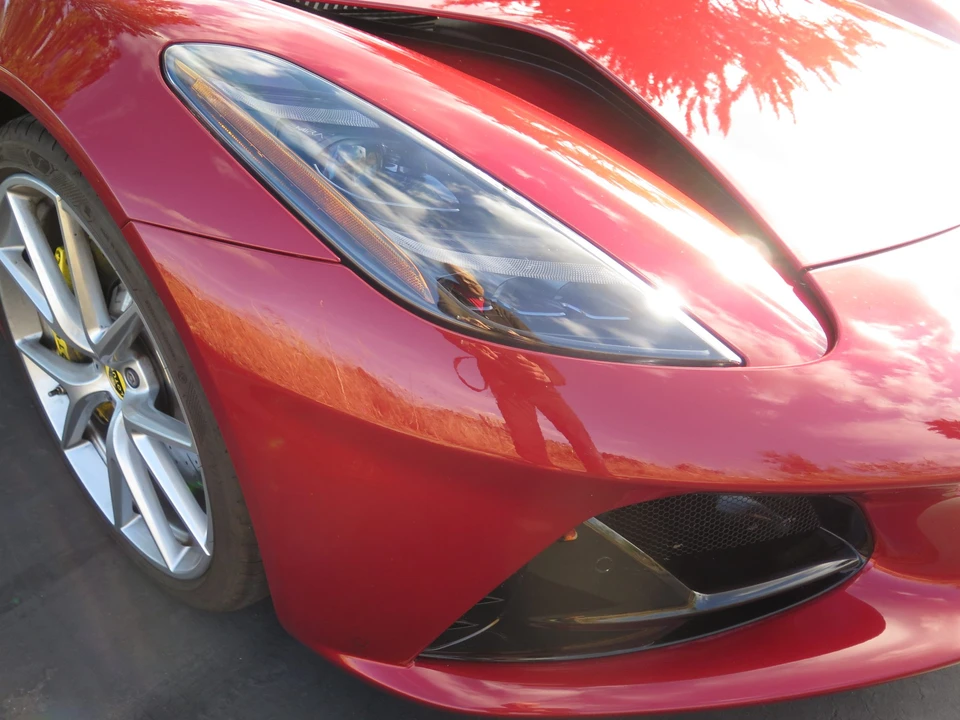 2024 Lotus Emira - Image 22 of 31