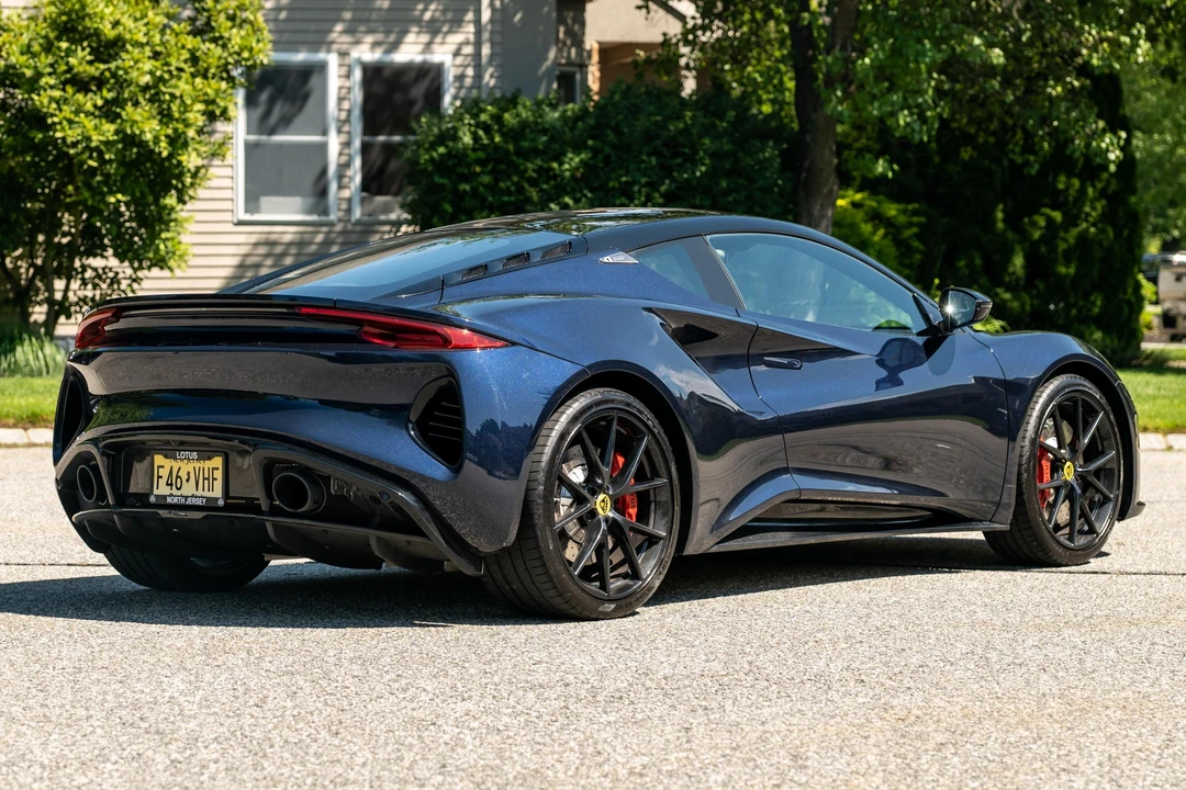 2024 Lotus Emira - Image 4 of 31