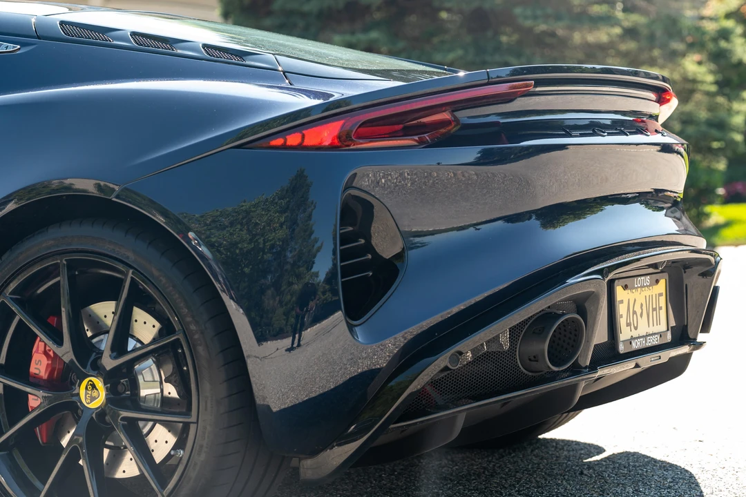 2024 Lotus Emira - Image 31 of 31