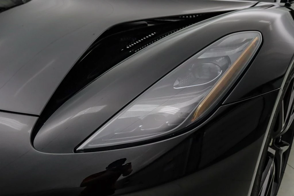 2024 Lotus Emira - Image 15 of 21