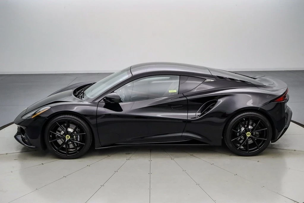 2024 Lotus Emira - Image 8 of 21