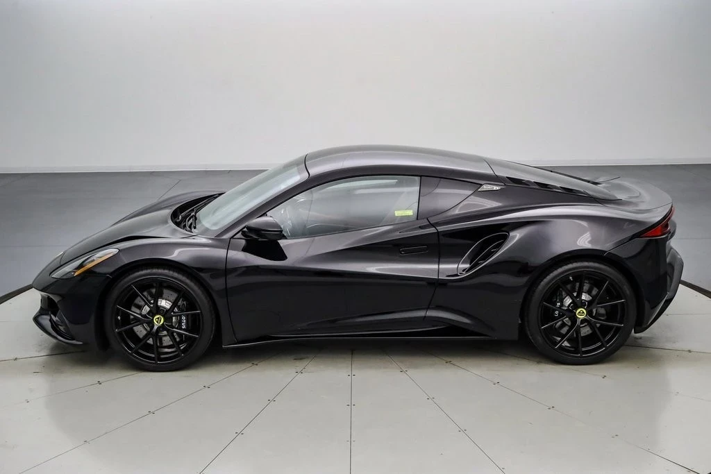 2024 Lotus Emira - Image 8 of 21