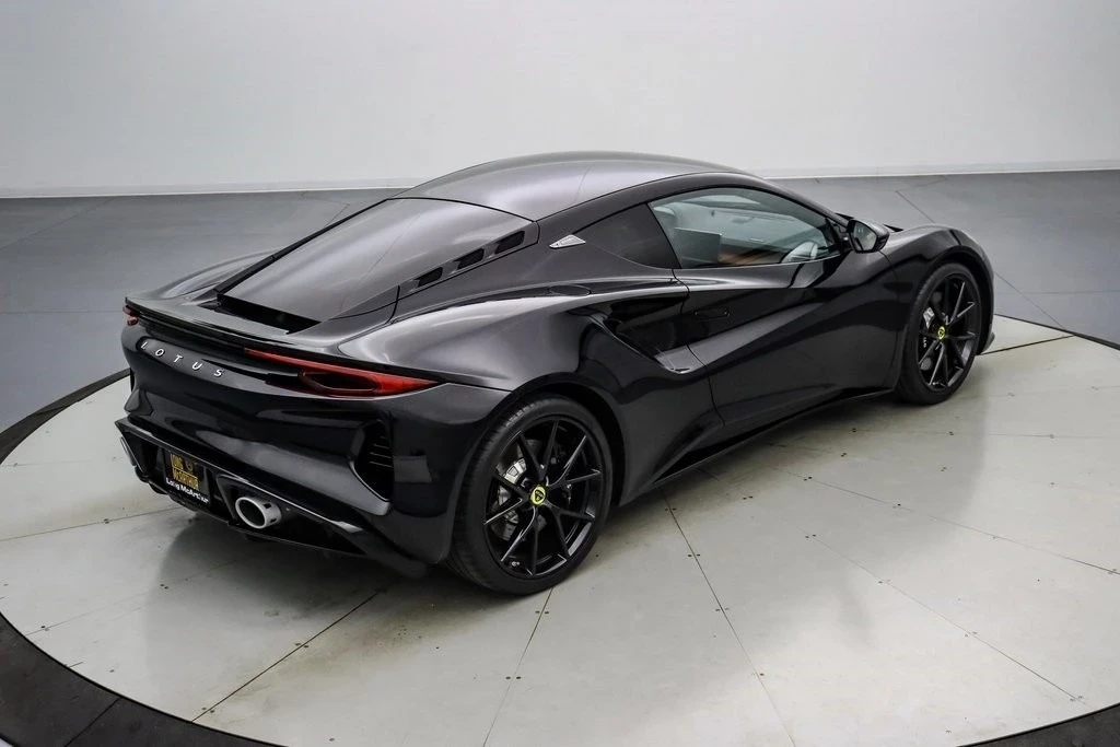 2024 Lotus Emira - Image 5 of 21