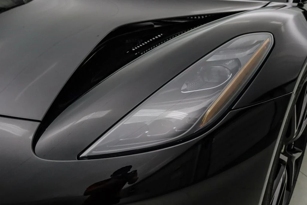 2024 Lotus Emira - Image 15 of 21