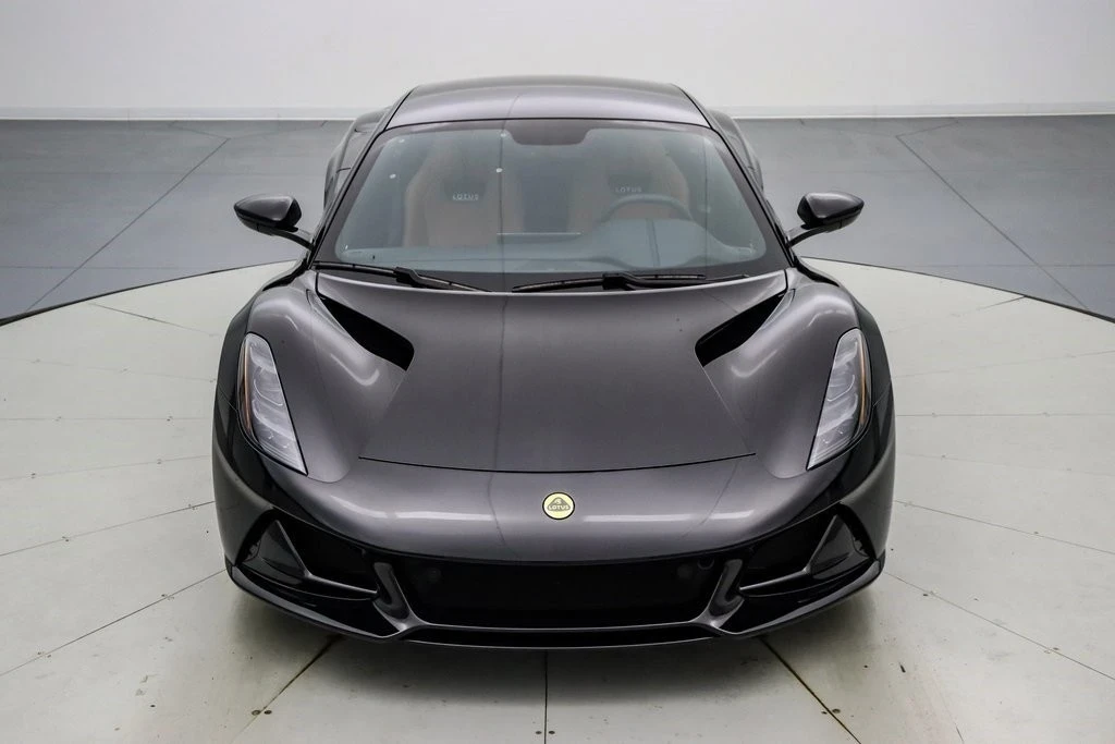 2024 Lotus Emira - Image 10 of 21