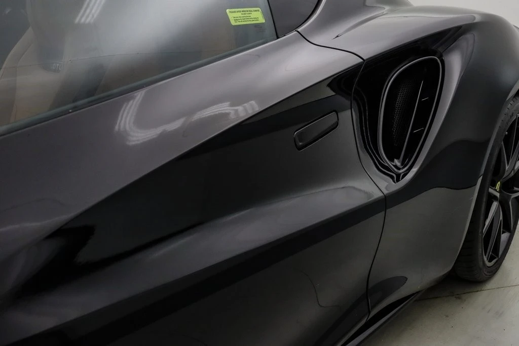 2024 Lotus Emira - Image 18 of 21